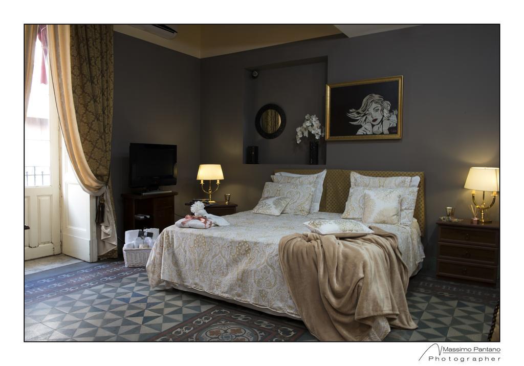 De Curtis Affittacamere 3 Stelle Catania Exterior photo
